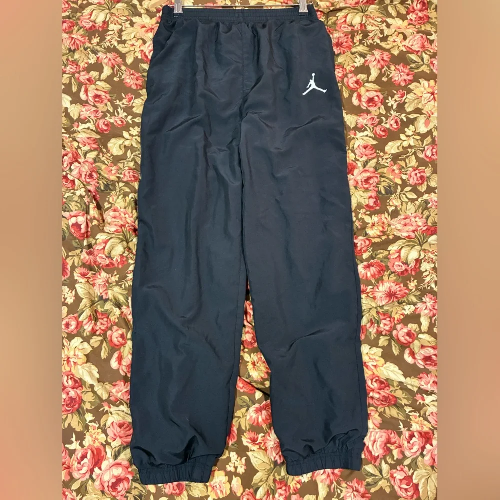 Nike Air‎ Jordan Kids 13-15 XL Black Mesh Sweatpants